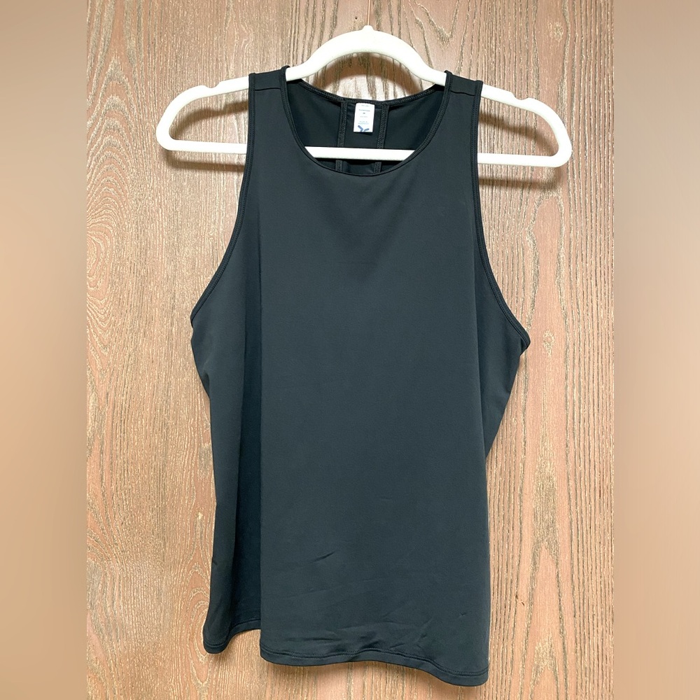 Old Navy Flowform Cutout Back Tank Top